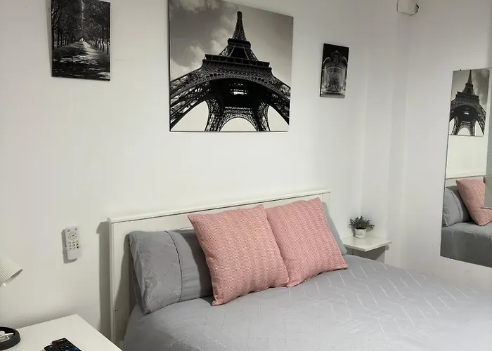 Manrique Rooms